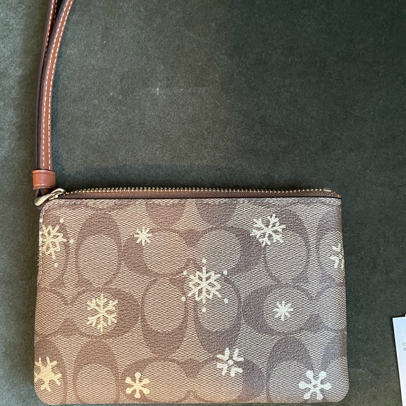New Coach compact snowflakes wallet - Picture 2 of 5